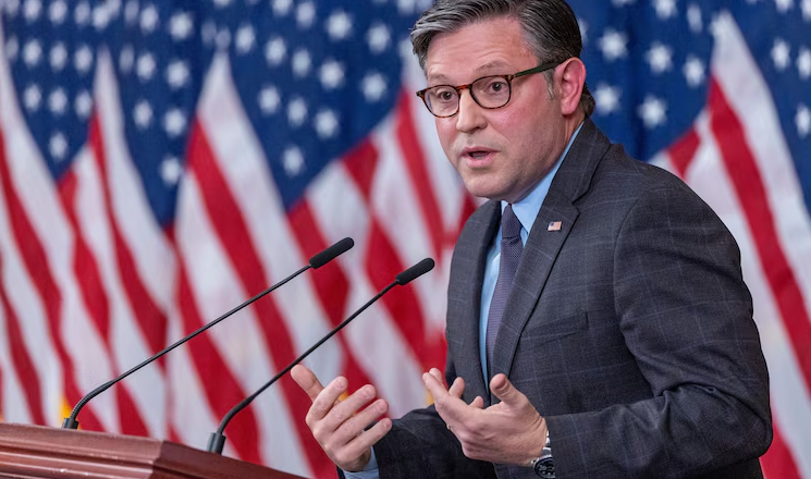Experts warn the government shutdown halts data and increases risk as the economy falters